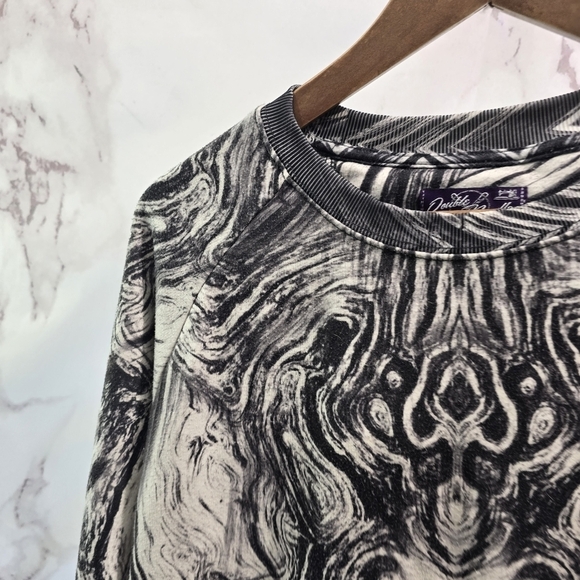 Double Needle Sweatshirt Mens Large Vintage Y2K Black Crew Pullover Abstract - Picture 2 of 12